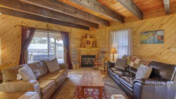 TV connectée, cheminée