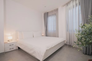 Deluxe Double Room, City View | Free WiFi