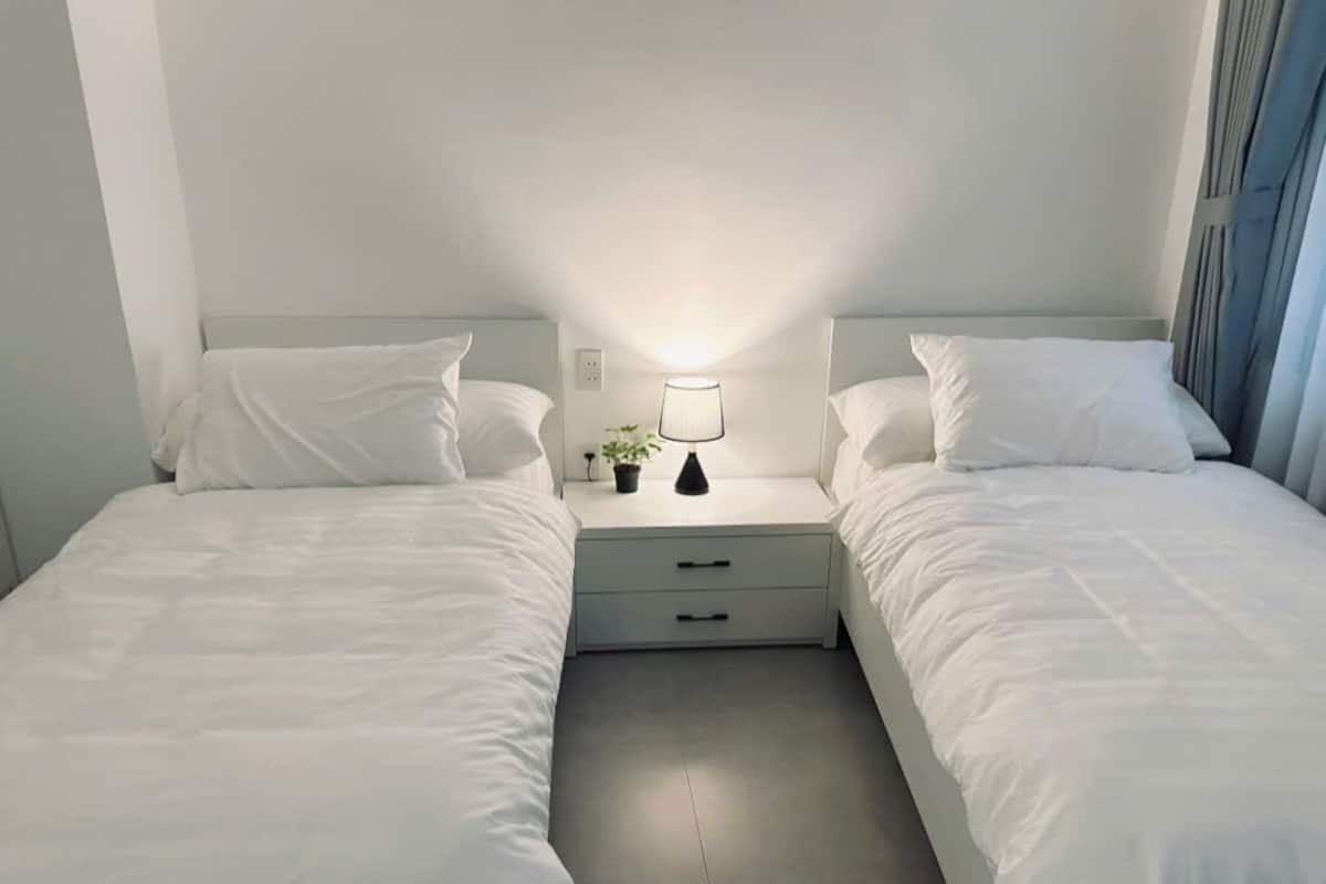 Habitación Deluxe con 1 cama doble o 2 individuales, vistas a la ciudad | Wifi gratis
