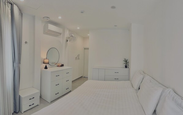 Deluxe Triple Room, 3 Single Beds | Free WiFi