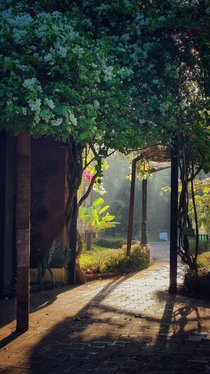 Exterior - THE YELLOW BAMBOO RESORT AND SPA (Virajpet)