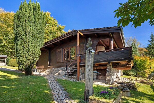 Exterior - Holiday Home 'Ferienhaus Bad Gandersheim' with Private Terrace, Private Garden and Wi-Fi (Bad Gandersheim)