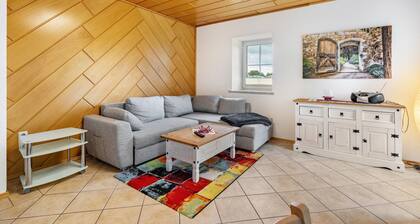 Ferienwohnung 'Familie Nahrstedt Parterre' mit gemeinsamer Terrasse, privatem Garten und Wi-Fi