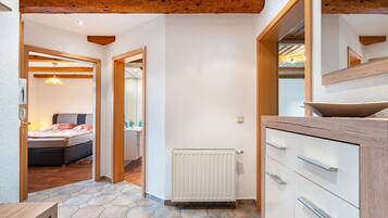 1 makuuhuone, vauvan matkasÀnky, ilmainen Wi-Fi, vuodevaatteet