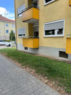 Exterior - Holiday Apartment in a Hotel 'Apartment 5' (Neckarsulm)