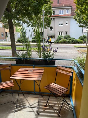 Outdoor dining - Holiday Apartment in a Hotel 'Apartment 5' (Neckarsulm)