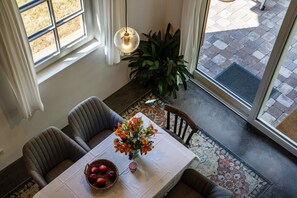 Dining - Holiday Home 'Die Alte Mühle Am Hanselishof' with Mountain View, Private Terrace and Wi-Fi (Schenkenzell)