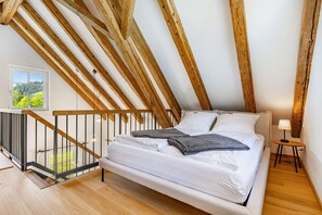 1 quarto, escrivaninha, Wi-Fi de cortesia, roupa de cama