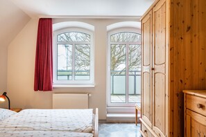 1 chambre, fer et planche à repasser, Wi-Fi gratuit, draps fournis