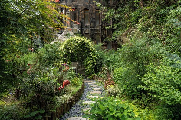 Garden - Sanchunli Meng Resort Hotel (Qiandongnan)