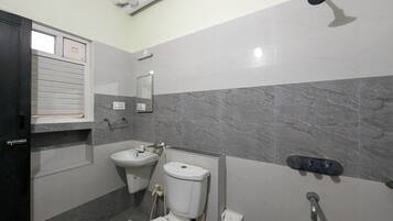 Comfort Apartment | Bathroom