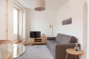 Fernseher