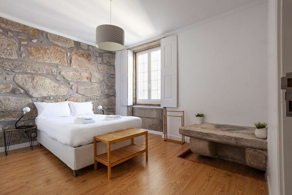 3 Schlafzimmer, Bügeleisen/Bügelbrett, WLAN, Bettwäsche