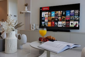 Interior - New 1BR | Burj Khalifa Infinity Pool | Dubai Mall (Dubai)