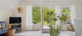 "Maikel" - 1km from the sea by Interhome