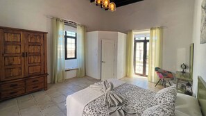 4 chambres, fer et planche à repasser, accès au Wi-Fi (inclus)