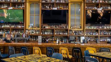 Bar (en la propiedad)