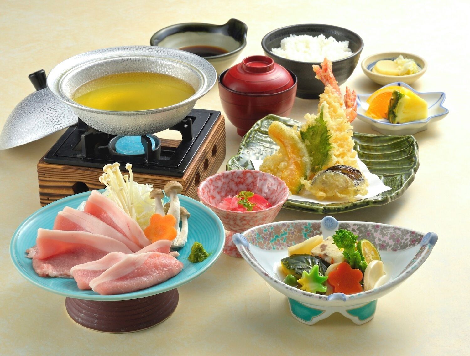 餐飲
