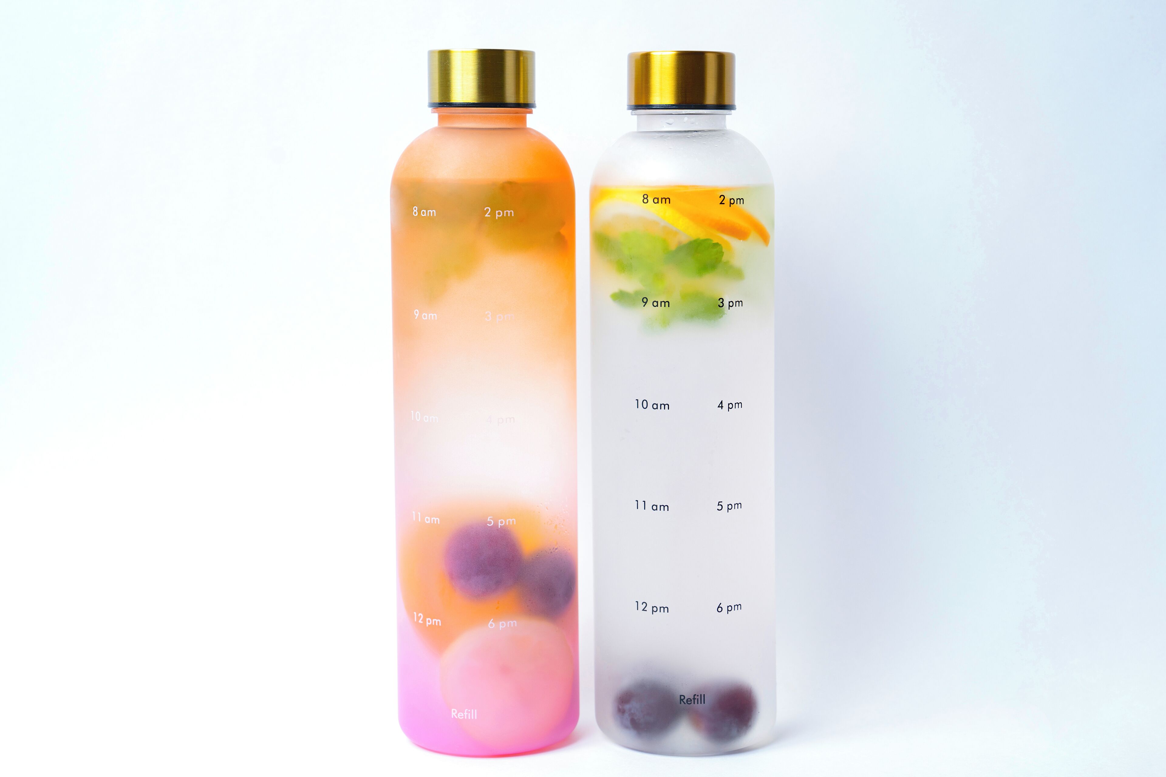 Two water bottles with time markers and a refill indicator.