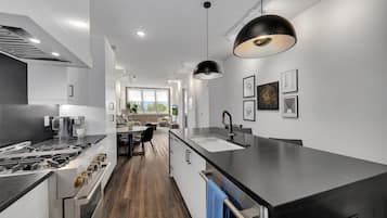 Fridge, microwave, oven, dishwasher