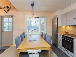 Køleskab, mikrobølgeovn, ovn, opvaskemaskine