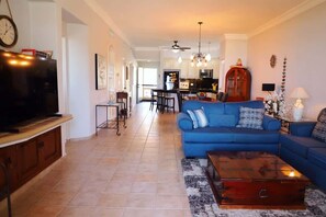 TV, offices - 2BD Estrella Del Mar Mazatlan (Mazatlán)