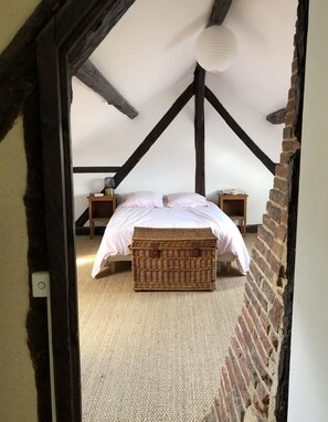 5 Schlafzimmer, Bügeleisen/Bügelbrett, WLAN, Bettwäsche
