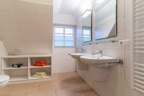 House | Bathroom | Towels