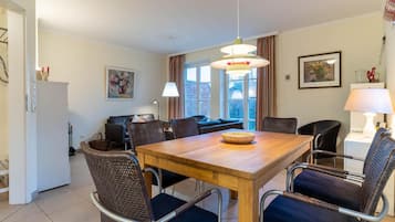 House | Dining