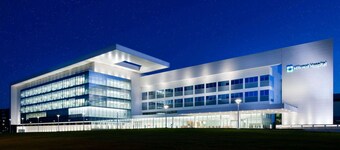 Fenced backyard - Pets OK - 3 Bd 3 Ba