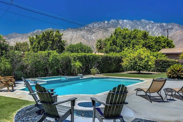 Pool - Family-Friendly Oasis in North Palm Springs (Palm Springs)