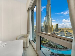 2 bedrooms, desk, iron/ironing board, WiFi - NEW | 2BR Burj & Fountain NYE View | Dubai Mall (Dubai)