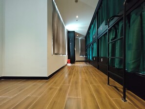 ห้องคลาสสิกพักรวม, ปลอดบุหรี่, วิวเมือง | ห้องเก็บเสียง, Wi-Fi ฟรี, ผ้าปูที่นอน