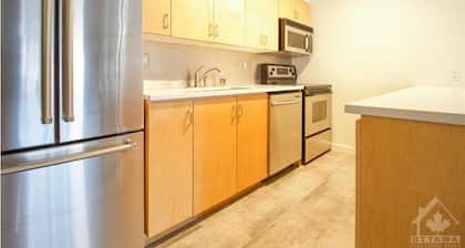 2 bedroom downtown Ottawa condo