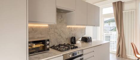 2 habitaciones y escritorio