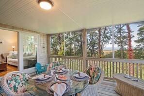 Dining - Walk to beach, Secluded and private home and backyard! (Brewster)