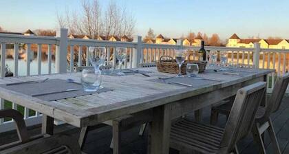 Welcome to Solius, our Castle by the lake