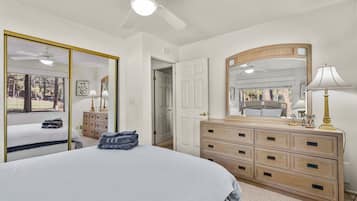 3 bedrooms, iron/ironing board, travel crib, free WiFi