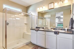 House (3 Bedrooms) | Interior - 10 Mi to Dtwn Phoenix: Updated Home (Laveen)