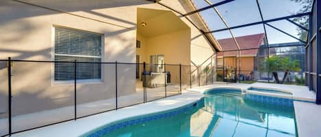 House (4 Bedrooms) | Front of property