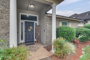 House (3 Bedrooms) | Interior - 3 Mi to Oglethorpe Mall: Home w/ Fenced Yard! (Savannah)