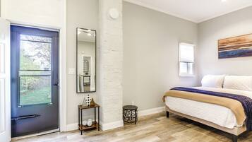 House (1 Bedroom) | Interior