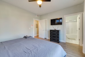 Apartment (2 Bedrooms) | Bahagian dalam