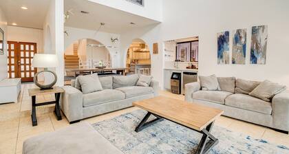 Dock & Outdoor Entertainment: Home on Lake Conroe