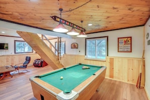 House (5 Bedrooms) | Interior - Treehouse Chalet Near Mt. Snow w/ On-site Trails! (West Dover)