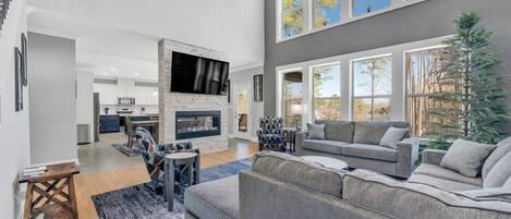 TV, peis og videospill