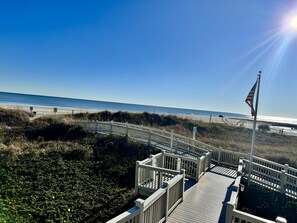 Beach nearby - Ocean Creek 2244 2nd floor w/elevator pools beach (Myrtle Beach)