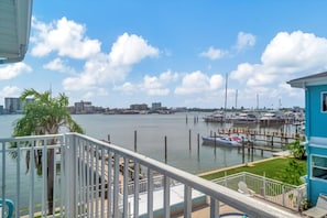 Exterior - Corner Balcony Suite Across From Beach htd Pool (Clearwater Beach)