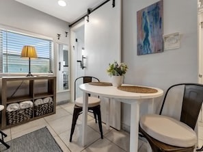 Internet - Beach 2 Blocks Away Heated Pool Waterview Suite (Clearwater Beach)