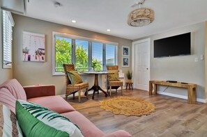 Room - Luxury Waterside Suite 2mins 2 Beach Heated Pool (Clearwater Beach)